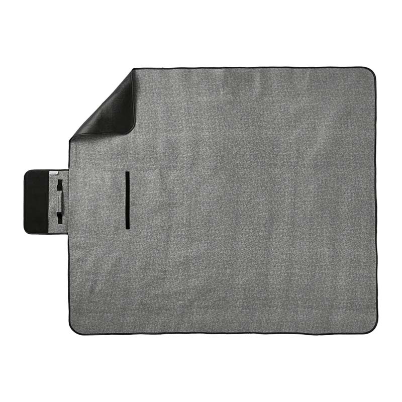 Field & Co. Recycled PET Oversized Picnic Blanket image5